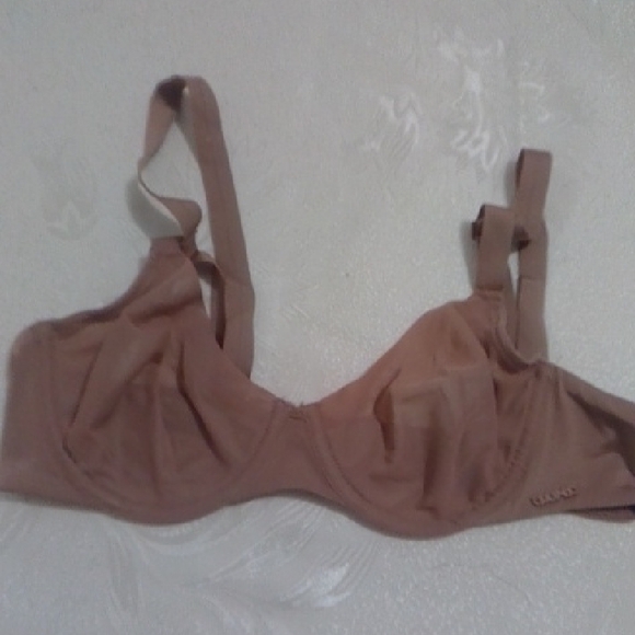 SKIMS Brown Adjustable Strap Bra - Picture 6 of 6